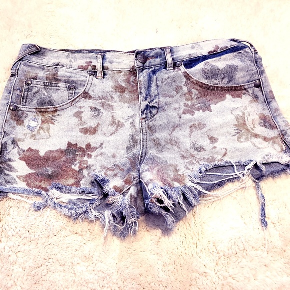 Free People Other - Free People Floral Denim Shorts
